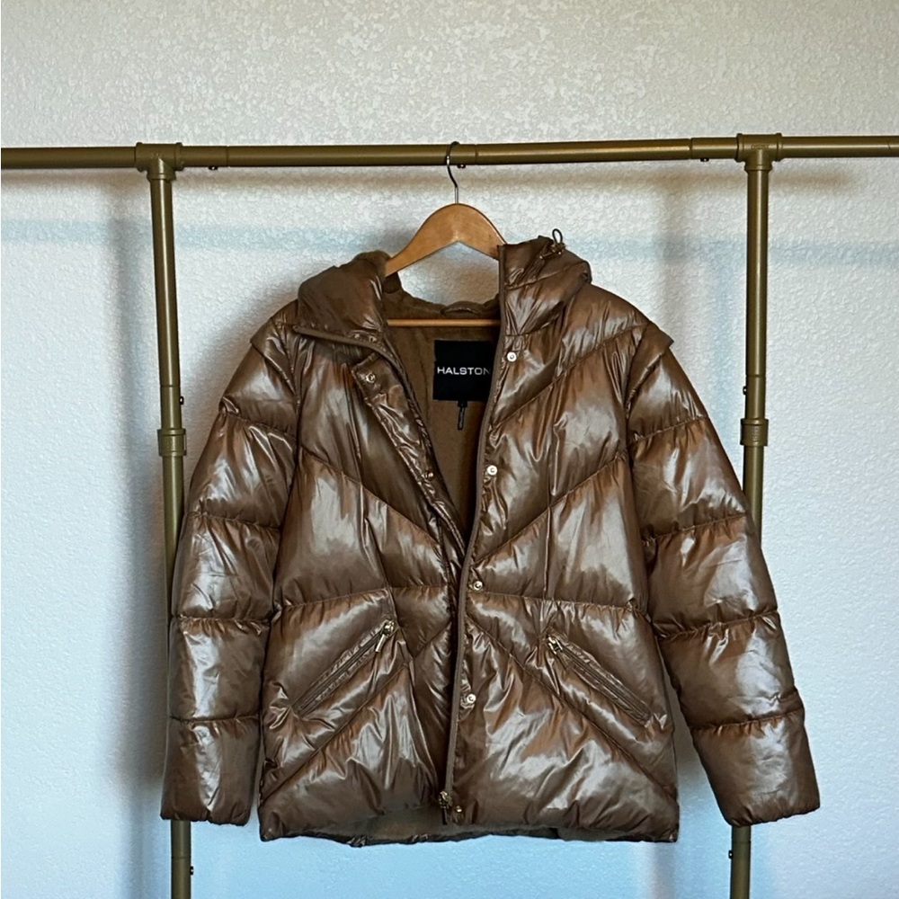 Halston Sorona Aura Puffer Jacket — NWT, Hooded, Size L